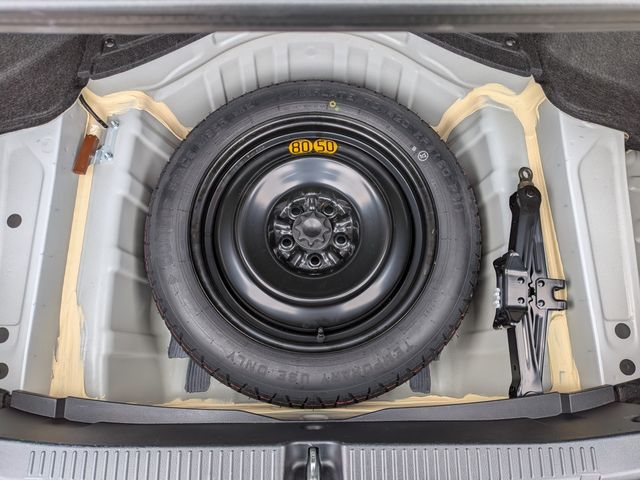 TOYOTA MARK X 2018 Image 31