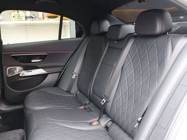 MERCEDES BENZ E CLAS 2024 Image 31