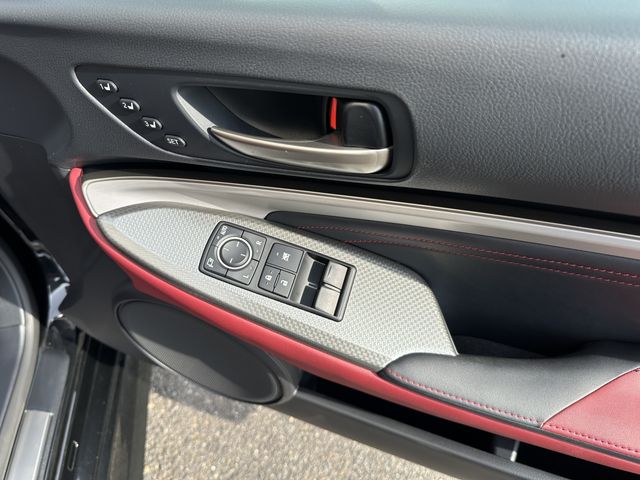 TOYOTA LEXUS RC300 2018 Image 31