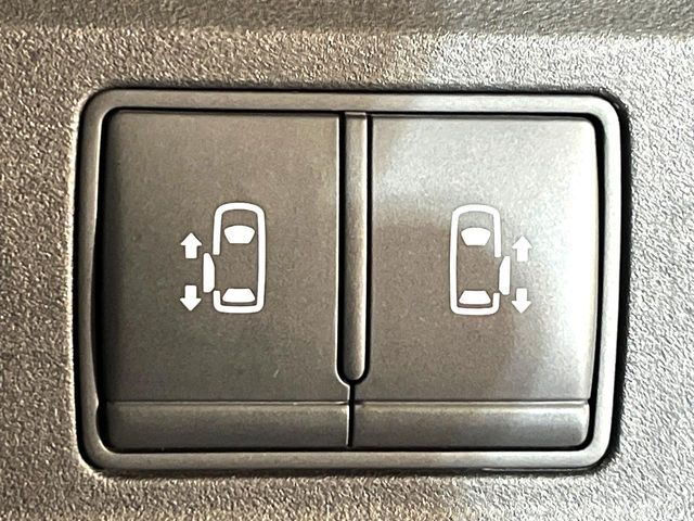 NISSAN SERENA  S-HYBRID 2018 Image 31