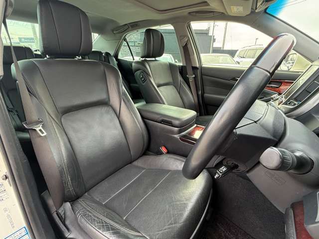 TOYOTA CROWN MAJESTA HYBRID 2014 Image 31