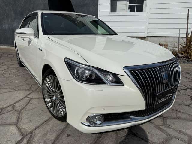 TOYOTA CROWN MAJESTA HYBRID 2014 Image 31