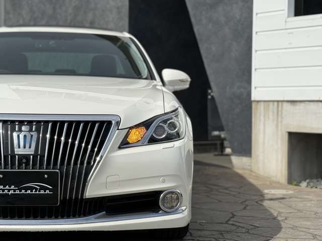 TOYOTA CROWN MAJESTA HYBRID 2014 Image 31