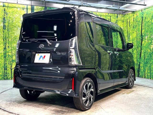 DAIHATSU TANTO CUSTOM 2022 Image 31