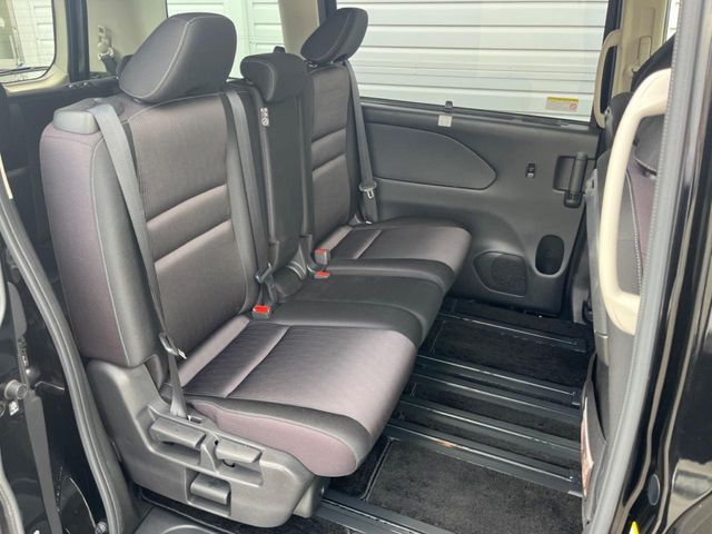 NISSAN SERENA  S-HYBRID 2016 Image 31