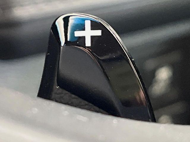 HONDA VEZEL HYBRID 4WD 2018 Image 31