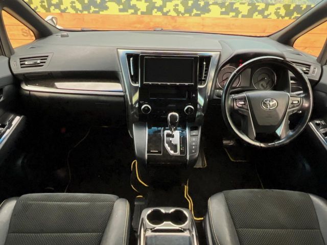 TOYOTA VELLFIRE 4WD 2017 Image 31