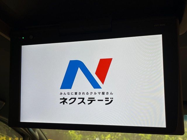 TOYOTA VELLFIRE 4WD 2017 Image 31