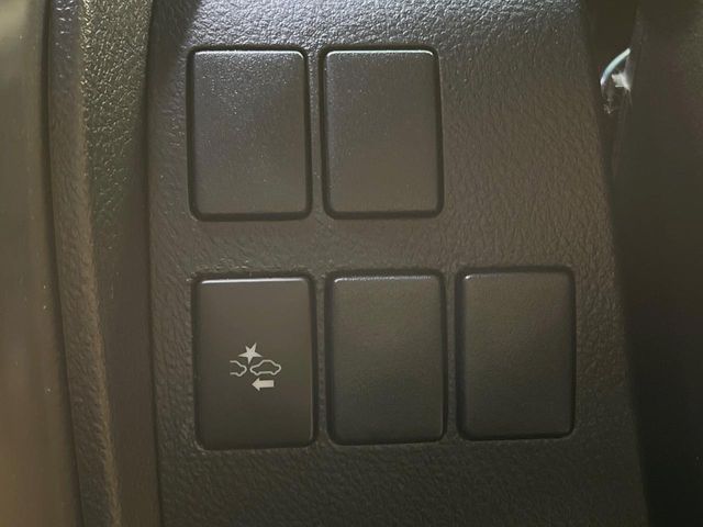 TOYOTA VELLFIRE 4WD 2017 Image 31