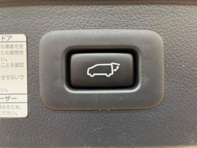 TOYOTA VELLFIRE 4WD 2017 Image 31