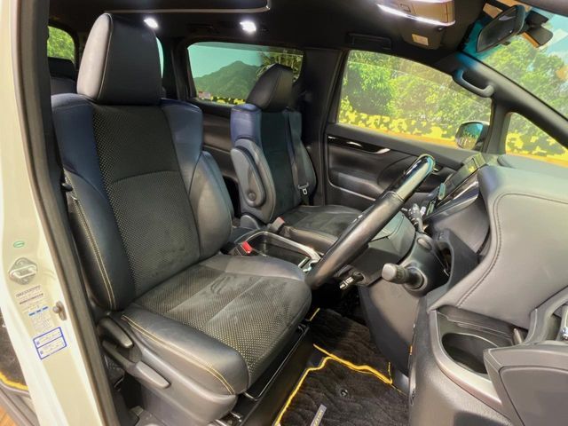 TOYOTA VELLFIRE 4WD 2017 Image 31