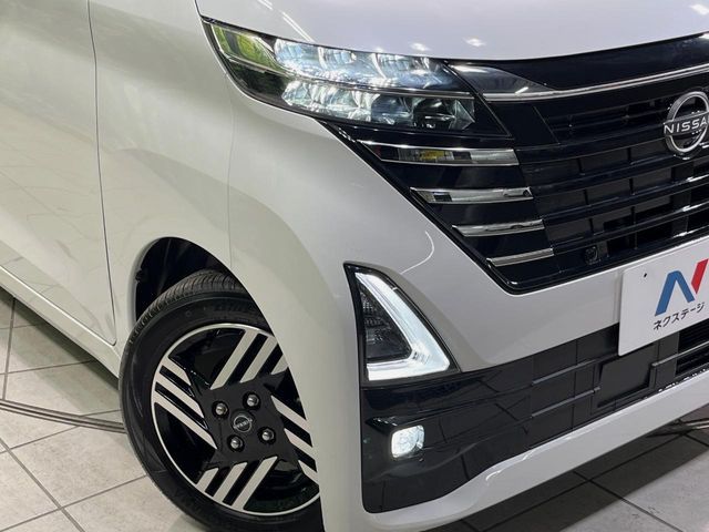 NISSAN ROOX 2023 Image 31