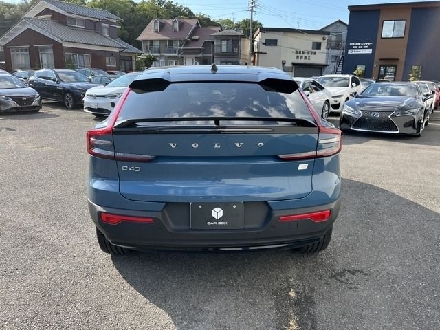 VOLVO C40 2022 Image 31