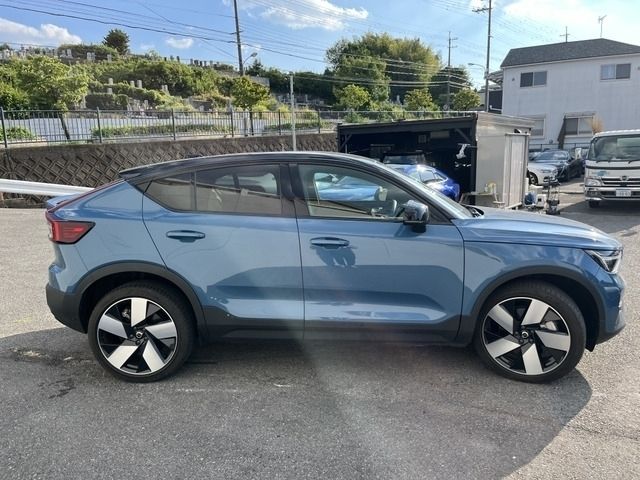 VOLVO C40 2022 Image 31