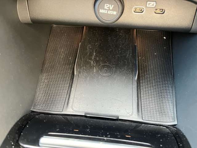 VOLVO C40 2022 Image 31