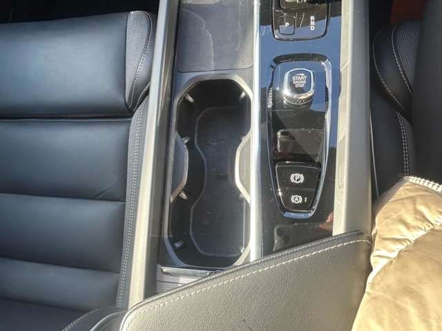 VOLVO XC60 2021 Image 31