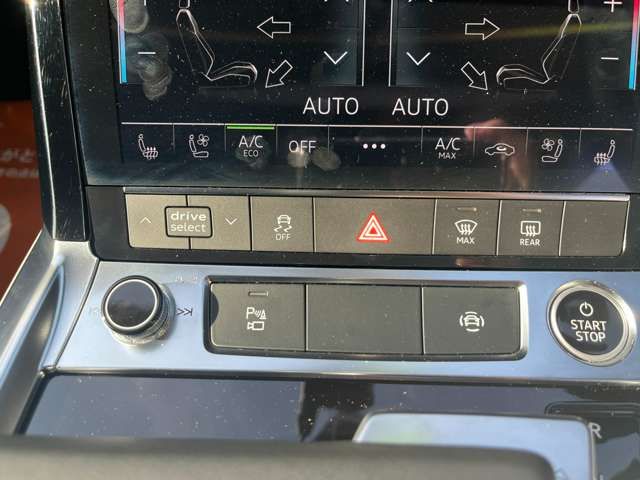 AUDI E-TRON 2021 Image 31