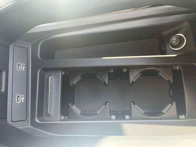 AUDI E-TRON 2021 Image 31