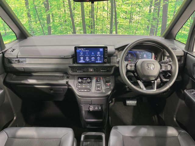 HONDA STEPWAGON E:HEV SPAD 2025 Image 31