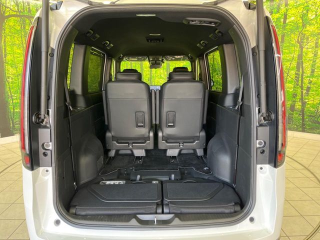 HONDA STEPWAGON E:HEV SPAD 2025 Image 31