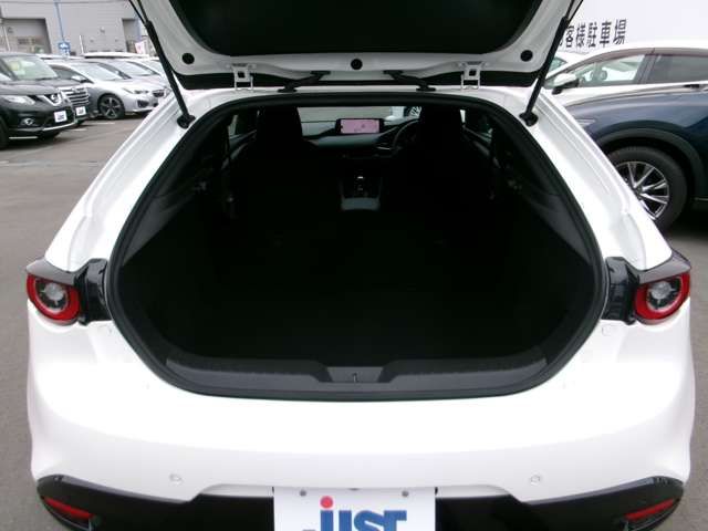 MAZDA 3 FASTBACK 2024 Image 31