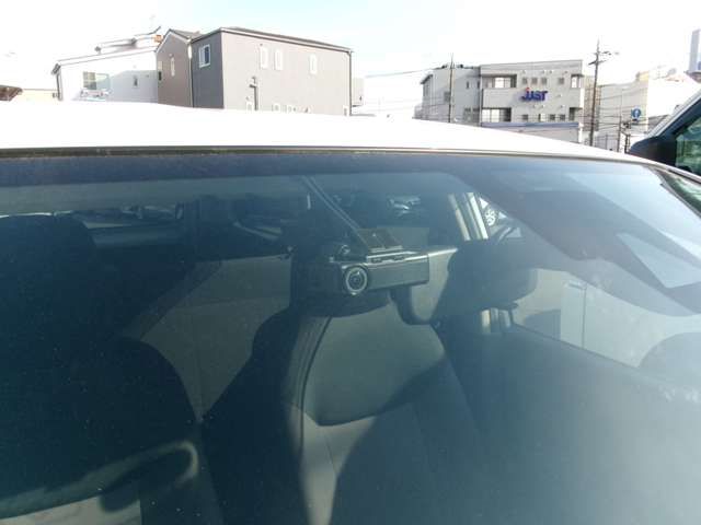 NISSAN AD 2022 Image 31