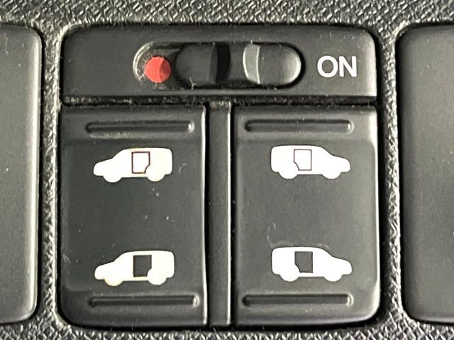 HONDA STEPWAGON SPADA 2014 Image 31