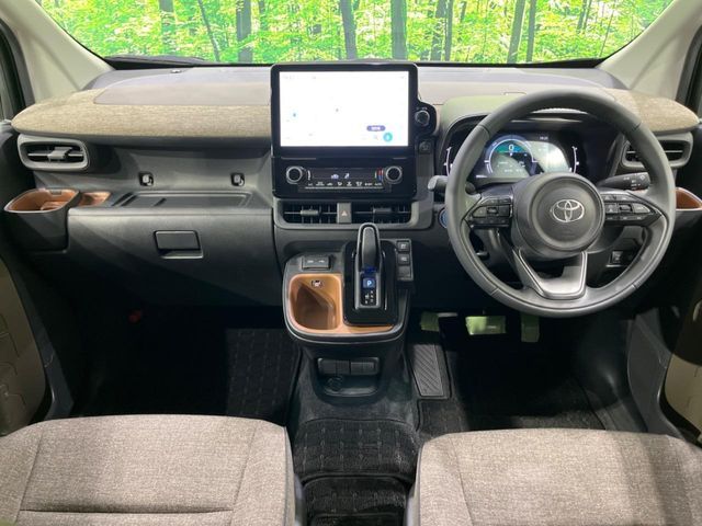 TOYOTA SIENTA HYBRID 2024 Image 31