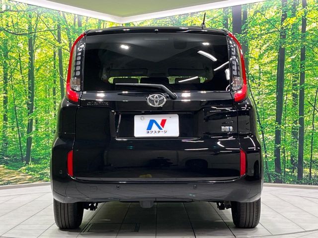 TOYOTA SIENTA HYBRID 2024 Image 31