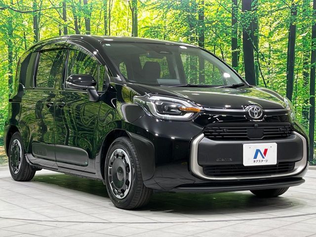 TOYOTA SIENTA HYBRID 2024 Image 31