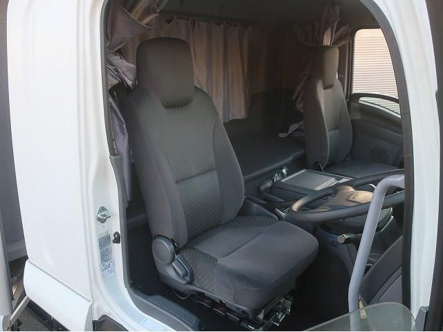 ISUZU FORWARD 2017 Image 31