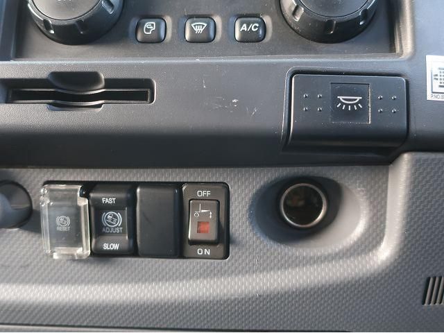 ISUZU FORWARD 2017 Image 31