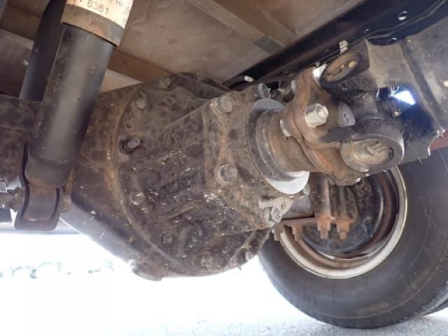 ISUZU ELF 2015 Image 31