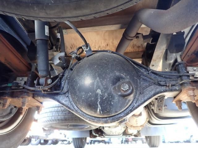 ISUZU ELF 2015 Image 31