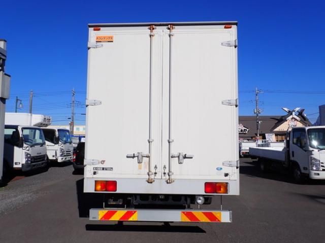 HINO RANGER 2011 Image 31