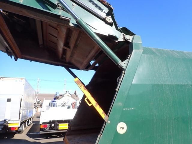 ISUZU FORWARD 2012 Image 31