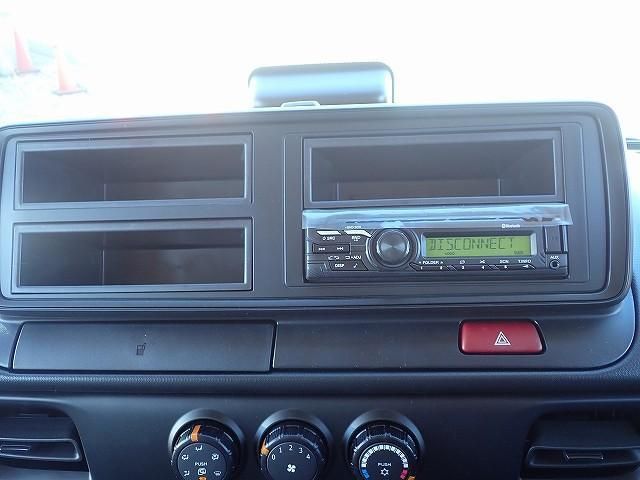 MITSUBISHI CANTER 2025 Image 31