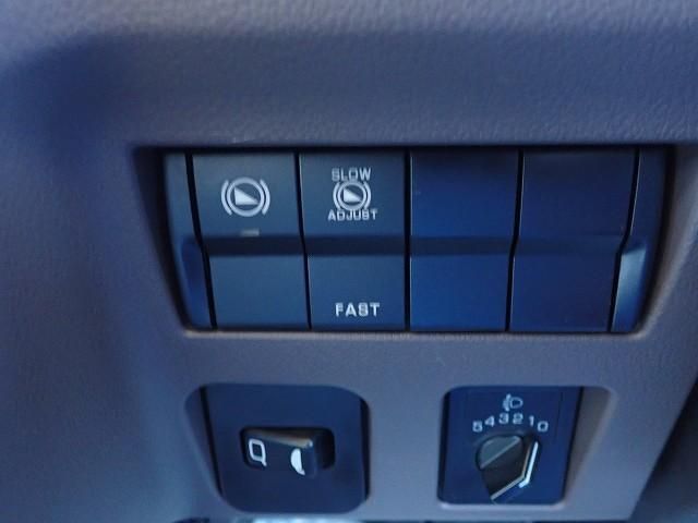 MITSUBISHI CANTER 2025 Image 31