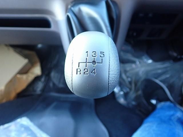 MITSUBISHI CANTER 2025 Image 31