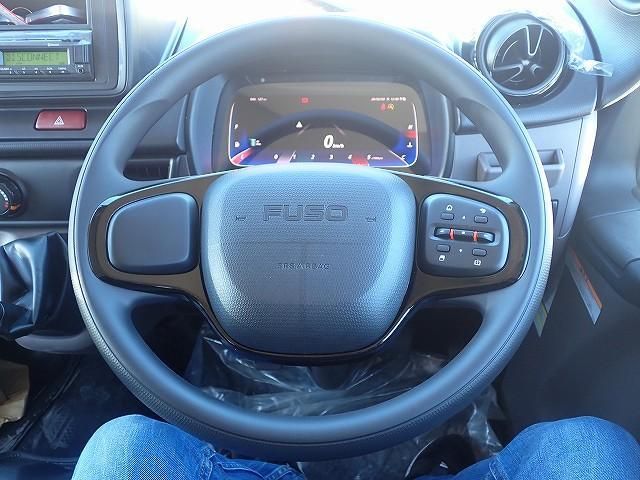 MITSUBISHI CANTER 2025 Image 31