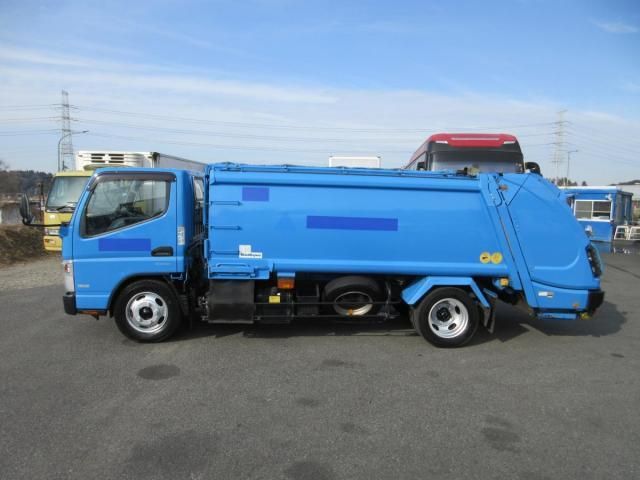 MITSUBISHI CANTER 2015 Image 31