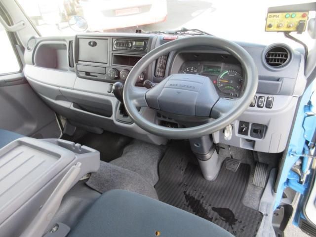 MITSUBISHI CANTER 2015 Image 31