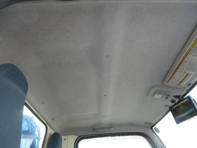 MITSUBISHI CANTER 2015 Image 31