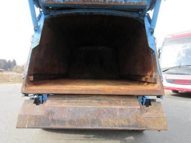 MITSUBISHI CANTER 2015 Image 31