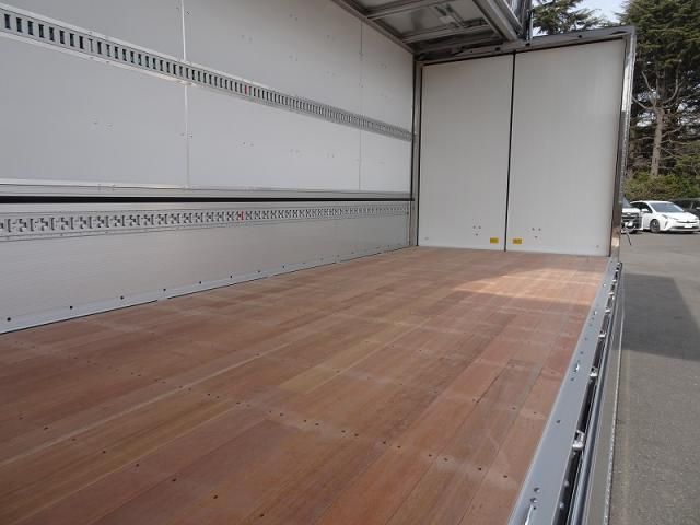 MITSUBISHI FUSOU FIGHTER 2025 Image 31