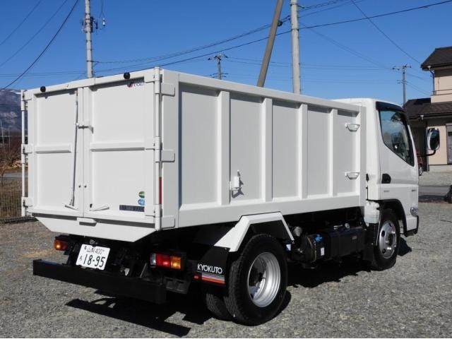 MITSUBISHI CANTER 2023 Image 31