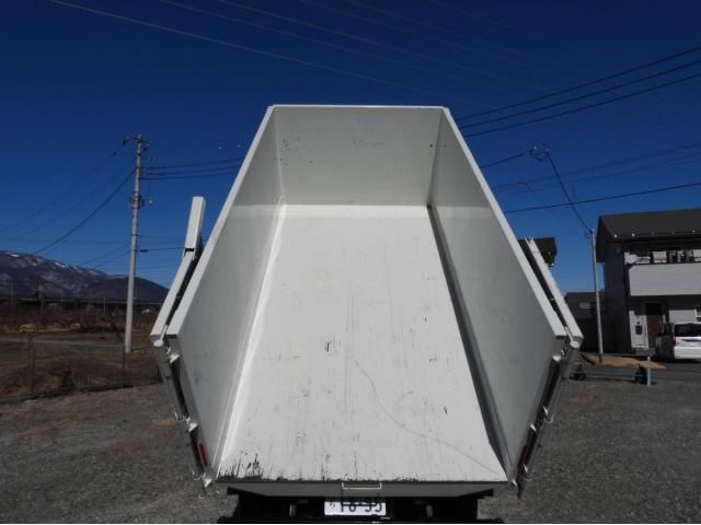 MITSUBISHI CANTER 2023 Image 31