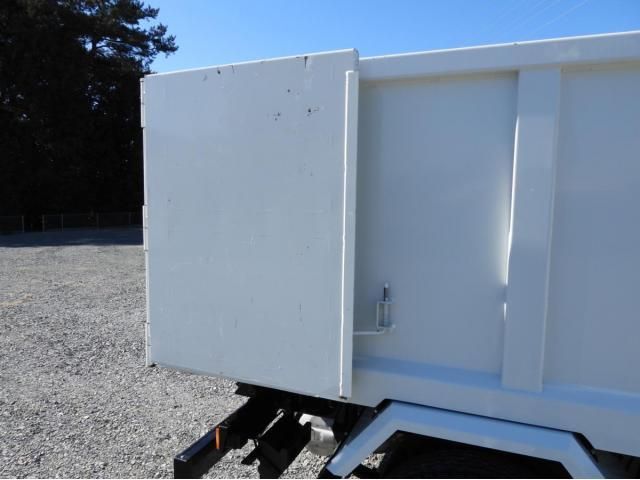 MITSUBISHI CANTER 2023 Image 31