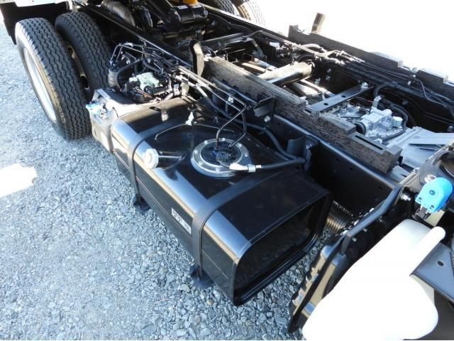 MITSUBISHI CANTER 2023 Image 31