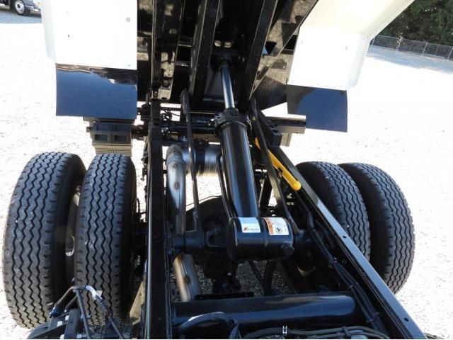 MITSUBISHI CANTER 2023 Image 31